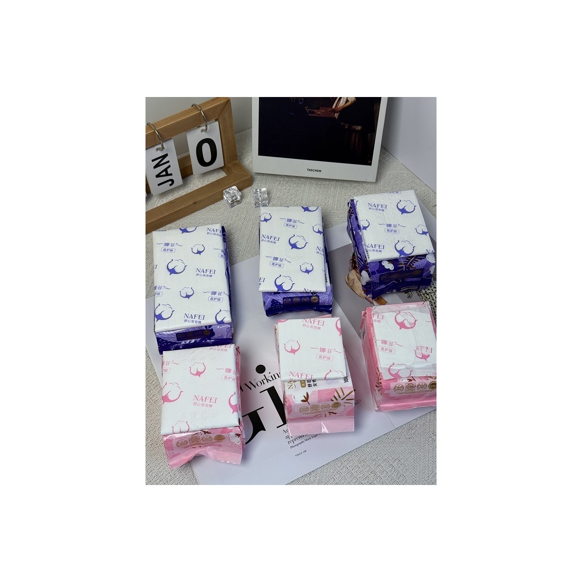Lady Napkin Sanitary Pads for Women Wholesale Lady Napkin Sanitary Pads for Women Wholesale product photo